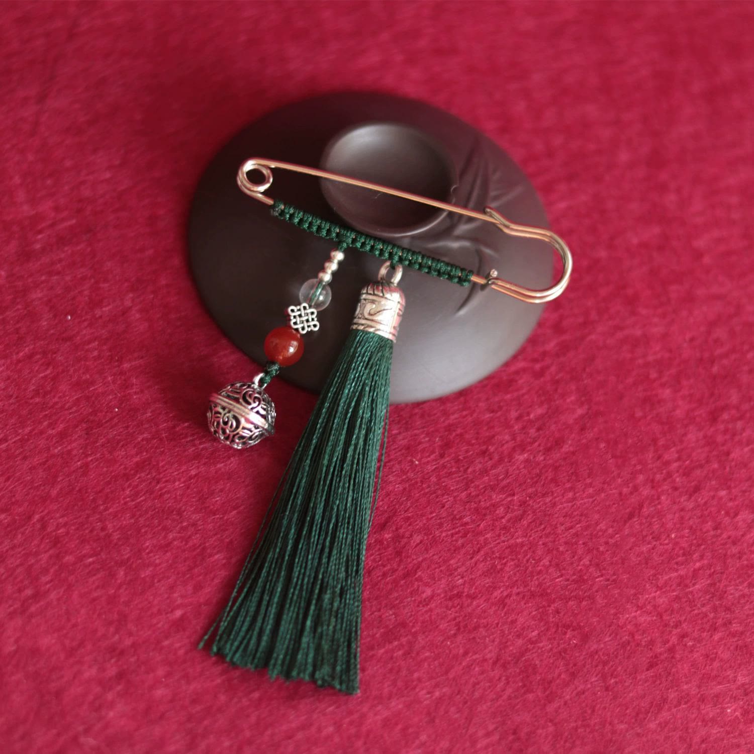 KarmaRipple's Retro Bell Tassels Brooch p12